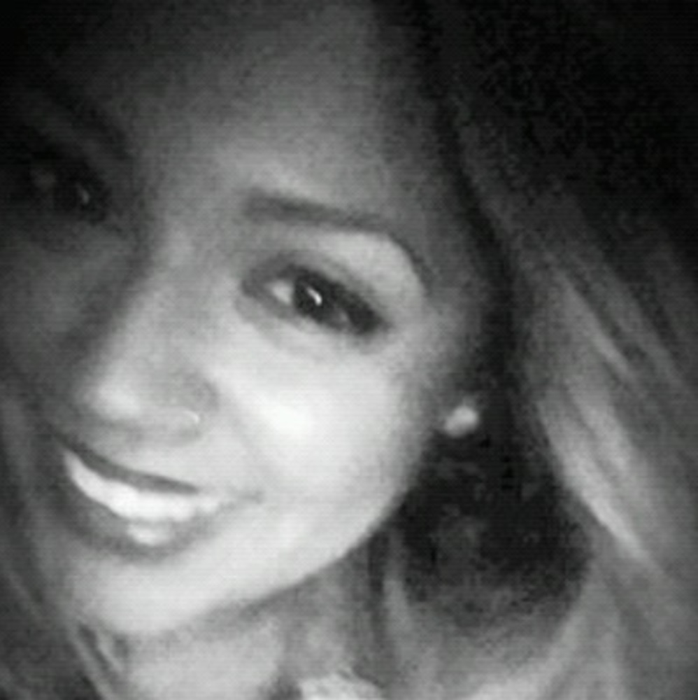Meet your Posher, Cinthia